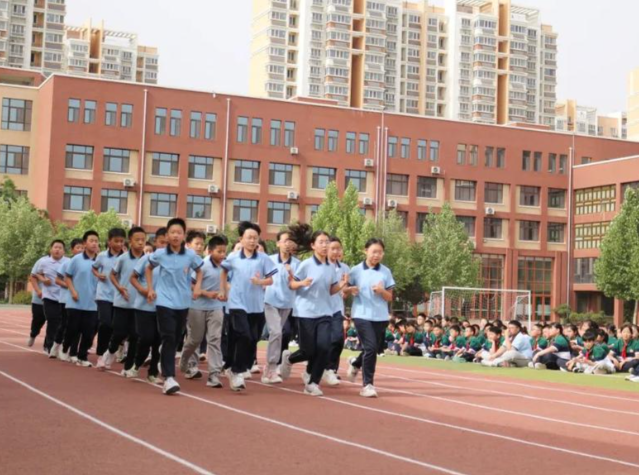 提高选用的灵活性和适配性真真实正让教辅服务于学生减轻家长负担 提高选用的灵活性和适配性真真实正让教辅服务于学生减轻家长负担